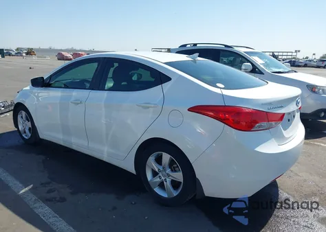 2013 Hyundai Elantra Gls z USA, uszkodzony, nr VIN 5NPDH4AE5DH162064